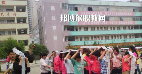 甕安鴻翔中等職業(yè)技術(shù)學(xué)校2021年報(bào)名條件、招生要求、招生對(duì)象