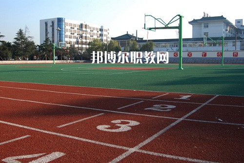 揚(yáng)州生活科技學(xué)校怎么樣、好不好