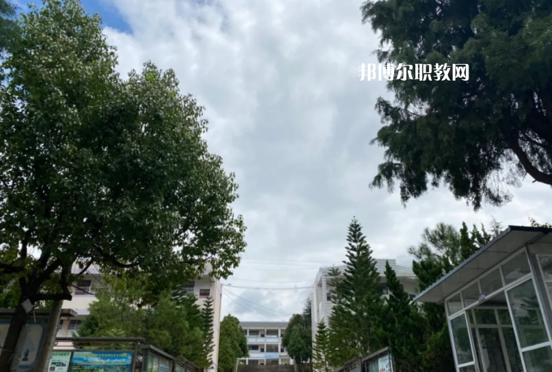永平縣職業(yè)高級中學(xué)2021年報名條件、招生要求、招生對象