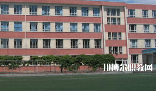 花溪區(qū)職業(yè)教育培訓(xùn)管理中心2021年報(bào)名條件、招生要求、招生對象