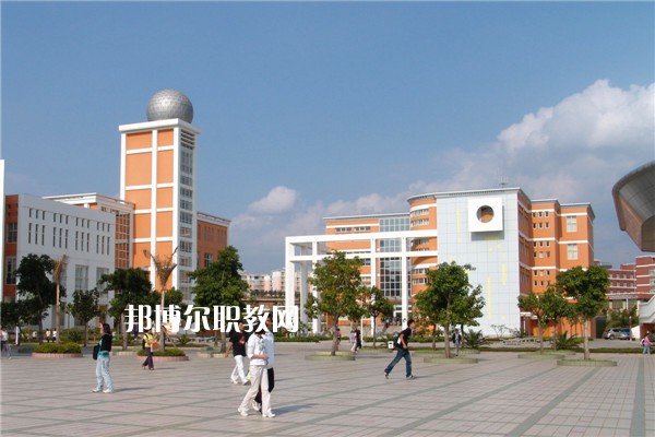 蒙自職業(yè)高級(jí)中學(xué)2021年報(bào)名條件、招生要求、招生對(duì)象