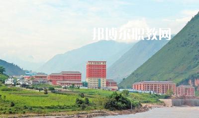 怒江州民族中等專業(yè)學(xué)校怎么樣、好不好