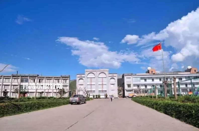 紅河財(cái)經(jīng)學(xué)校怎么樣、好不好