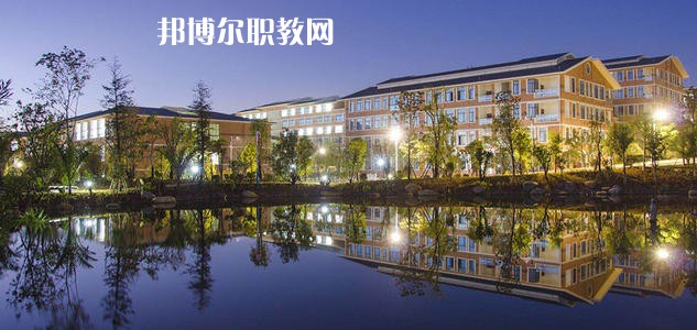 保山中醫(yī)藥高等專(zhuān)科學(xué)校2021年招生辦聯(lián)系電話(huà)