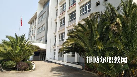 晉寧職業(yè)高級中學2021年報名條件、招生要求、招生對象
