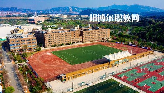云南藝術(shù)學校2021年報名條件、招生要求、招生對象