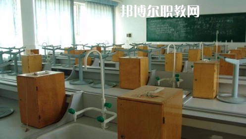 臨泉縣靖波信息技術(shù)學(xué)校2021年報名條件、招生要求、招生對象 