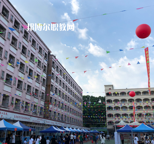 廣東創(chuàng)業(yè)工貿(mào)技工學(xué)校怎么樣、好不好