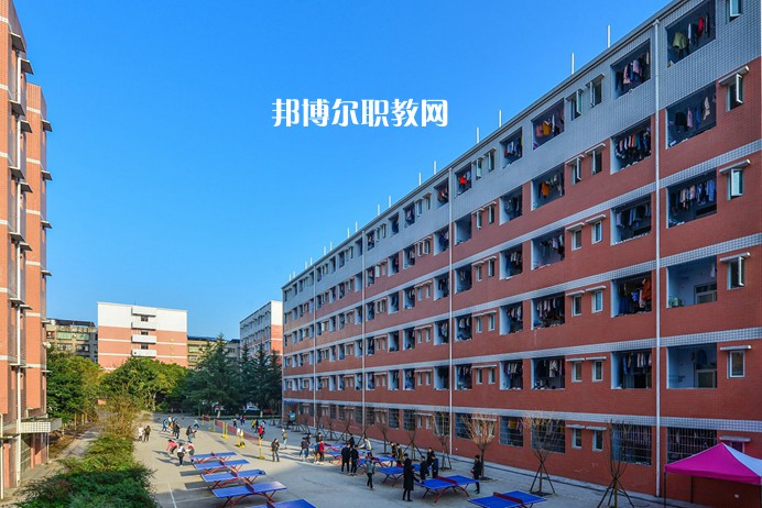 秦皇島市燕?？萍悸殬I(yè)學(xué)校2022年報(bào)名條件、招生要求、招生對(duì)象