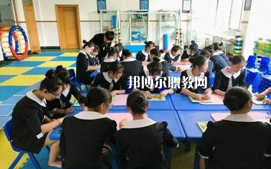 榆中縣職業(yè)教育中心2022年報名條件、招生要求、招生對象