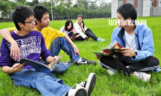 陜西創(chuàng)新工程技術(shù)學(xué)校2022年報(bào)名條件、招生要求、招生對(duì)象
