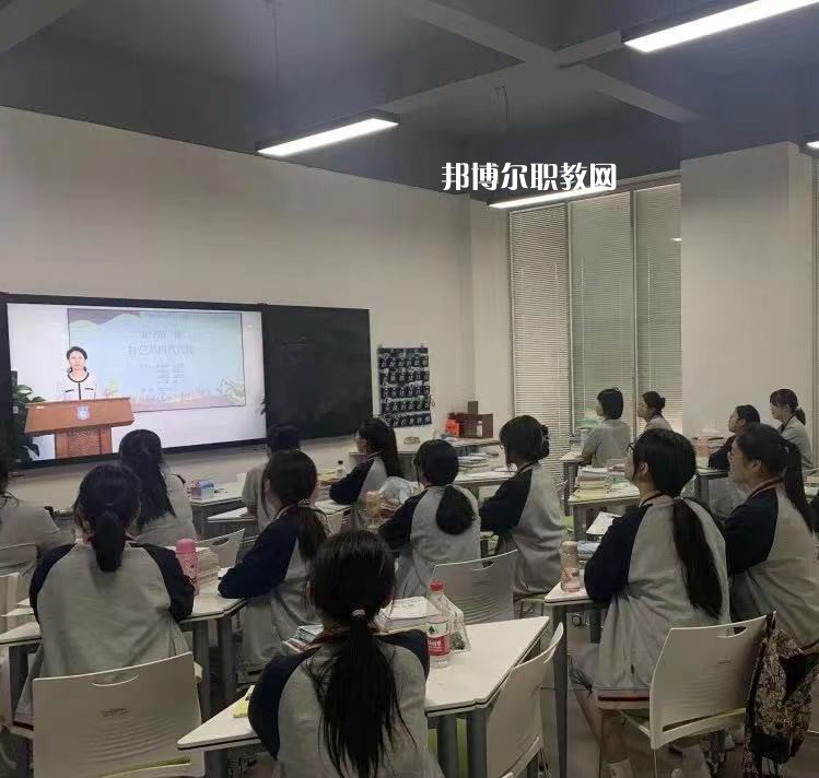江蘇南京技師學(xué)院2022年報(bào)名條件、招生要求、招生對(duì)象