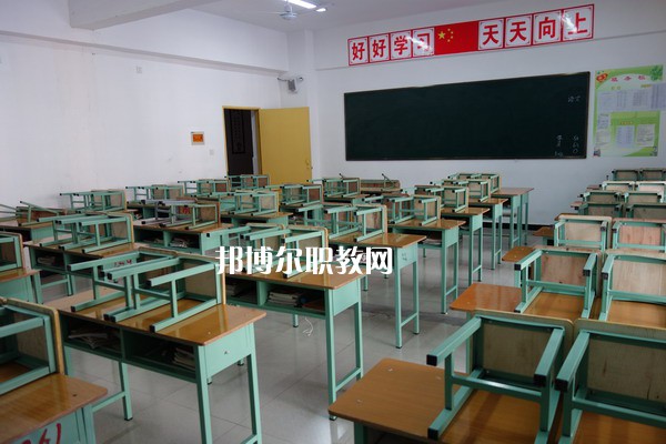 重慶聚英技工學(xué)校升學(xué)部怎么樣、好不好
