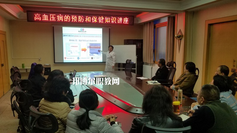 西安鐵路高級技工學校2022年報名條件、招生要求、招生對象