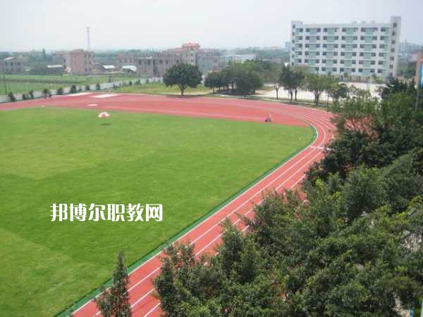 重慶萬州技師學(xué)院2022年報名條件、招生要求、招生對象 