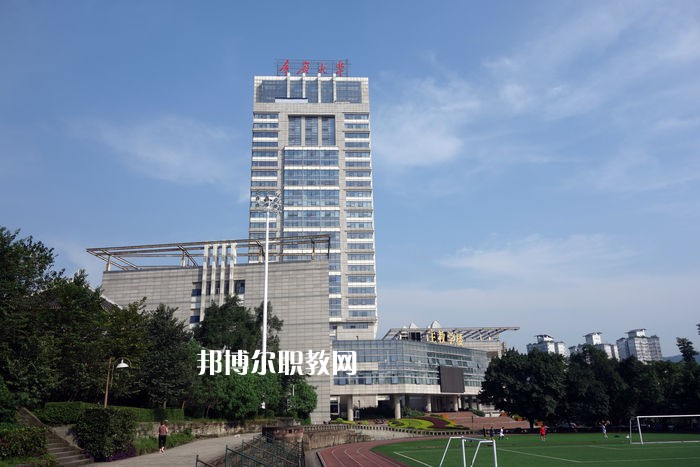 重慶巫山師范學(xué)校2022年招生錄取分?jǐn)?shù)線(xiàn) 