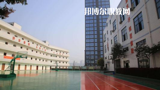 重慶蜀都職業(yè)技術學校2022年招生簡章
