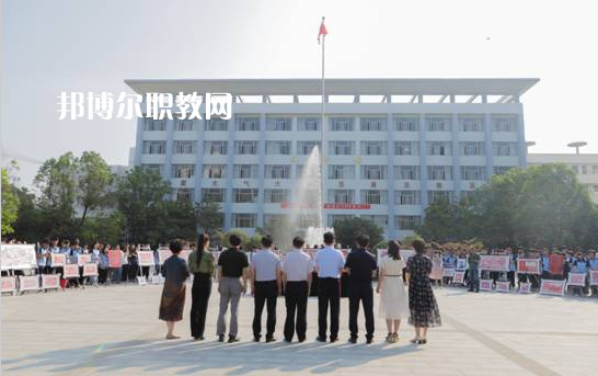 江蘇徐州經(jīng)貿(mào)高等職業(yè)學校2022年招生辦聯(lián)系電話