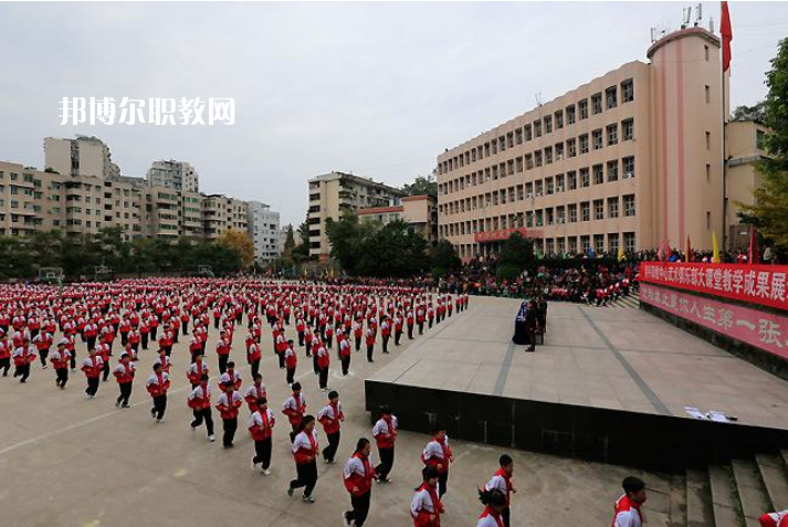 重慶梁平職業(yè)技術(shù)學校2022年報名條件、招生要求、招生對象
