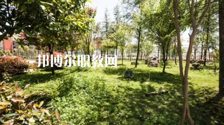 遵義重美職業(yè)技術(shù)學(xué)校2022年學(xué)費、收費多少