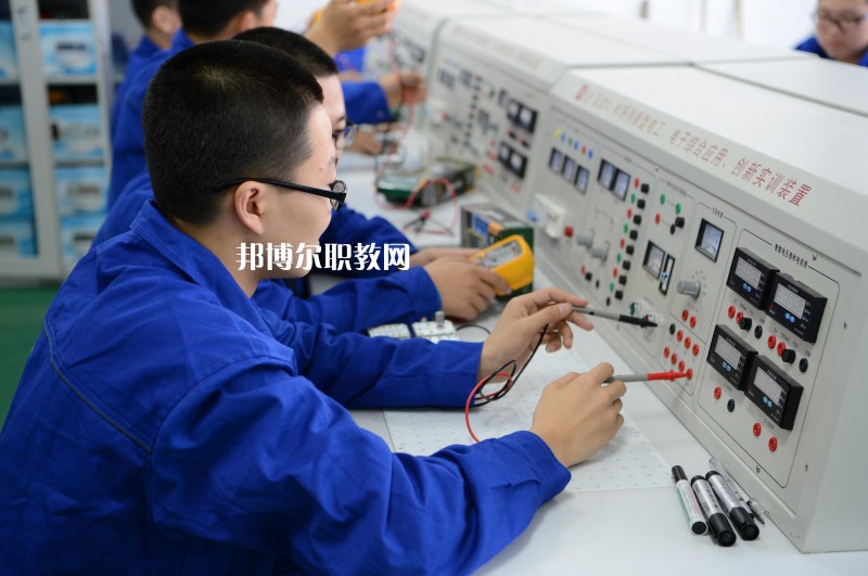 唐山建筑工程學校2022年報名條件、招生要求、招生對象