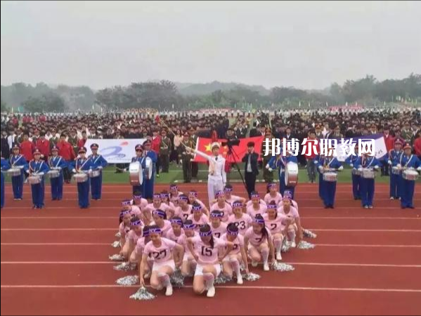 長(zhǎng)安汽車(chē)(集團(tuán))有限責(zé)任公司技工學(xué)校2022年學(xué)費(fèi)、收費(fèi)多少