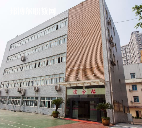 重慶工業(yè)學(xué)校2022年報(bào)名條件、招生要求、招生對(duì)象