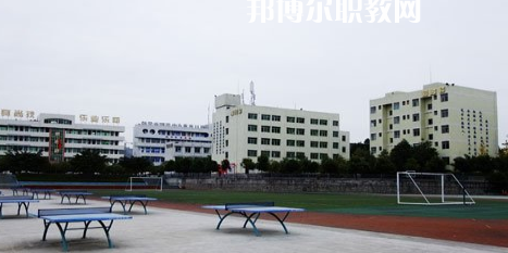 閬中江南高級職業(yè)中學(xué)2022年報名條件、招生要求、招生對象