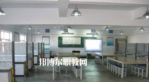 河北工程職業(yè)學(xué)校2022年學(xué)費(fèi)、收費(fèi)多少