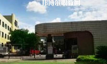 西昌第一職業(yè)技術(shù)中學(xué)2022年報(bào)名條件、招生要求、招生對(duì)象