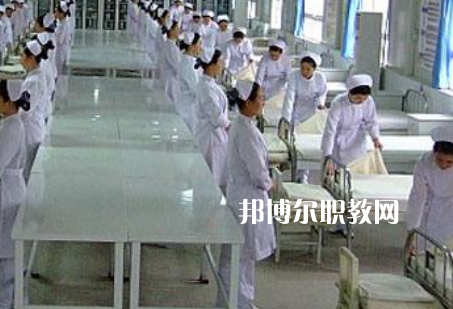 甘肅省中醫(yī)學(xué)校2022年報(bào)名條件、招生要求、招生對(duì)象