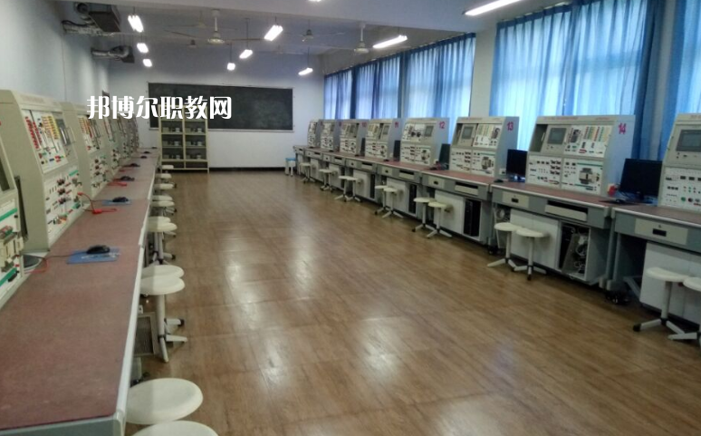 三河市職業(yè)技術(shù)教育中心2022年學(xué)費、收費多少