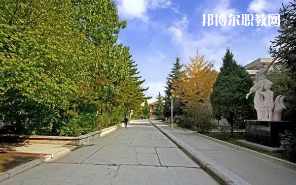 平?jīng)鰩煼秾W(xué)校2022年報名條件、招生要求、招生對象