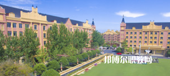 成都郫縣希望職業(yè)學(xué)校2022年招生辦聯(lián)系電話(huà)