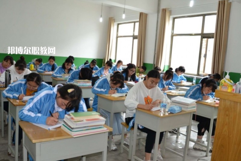 甘肅省廣播電視學(xué)校2022年報名條件、招生要求、招生對象