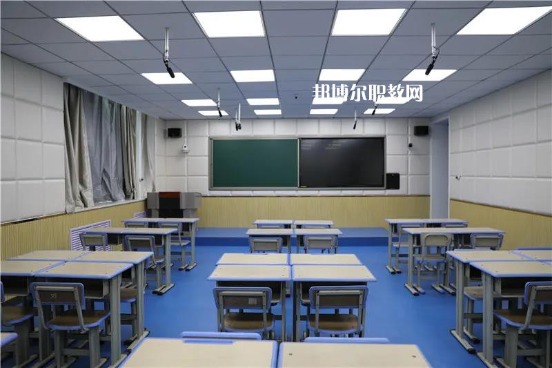 天水衛(wèi)生學校2022年學費、收費多少