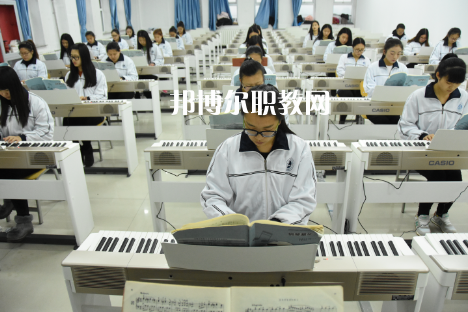 保定幼兒師范高等?？茖W校2022年報名條件、招生要求、招生對象