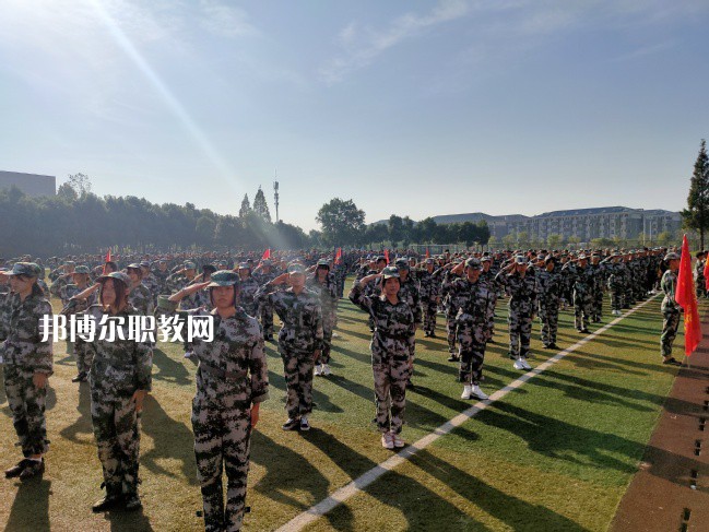 六安市職業(yè)學(xué)校(中專部)2022年報(bào)名條件、招生要求、招生對(duì)象
