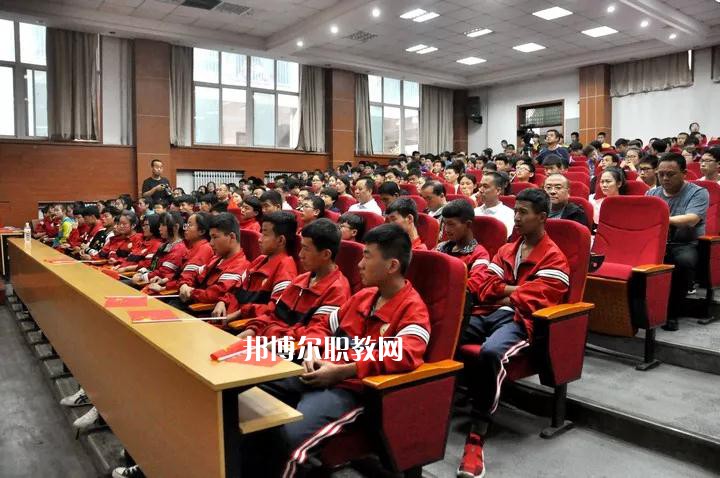 黃陵職業(yè)教育中心2022年報名條件、招生要求、招生對象