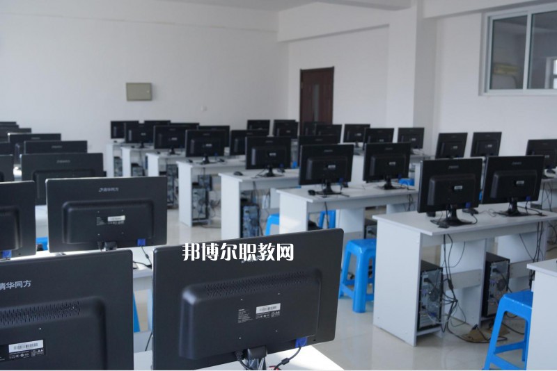 石家莊萬搏中等專業(yè)學(xué)校2022年報(bào)名條件、招生要求、招生對(duì)象