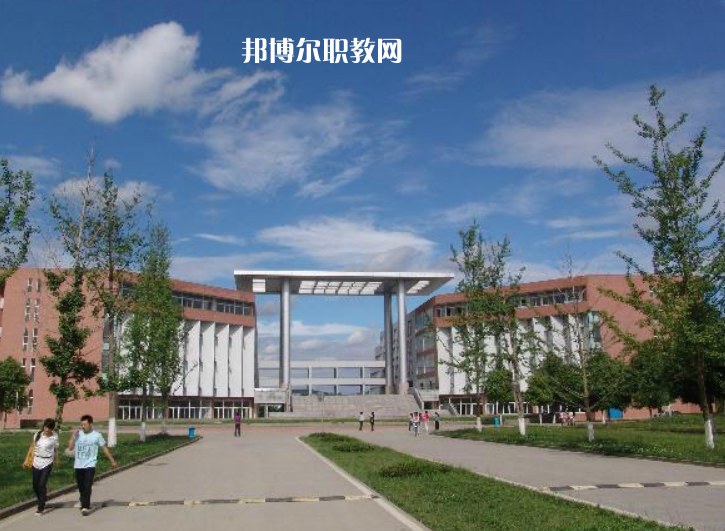 文山三鑫中等職業(yè)技術學校2022年招生簡章