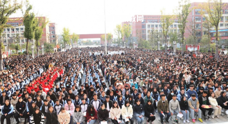 靈璧高級(jí)職業(yè)技術(shù)學(xué)校2022年報(bào)名條件、招生要求、招生對(duì)象