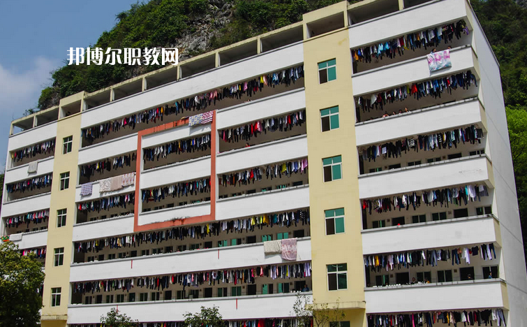 河池衛(wèi)生學(xué)校怎么樣、好不好