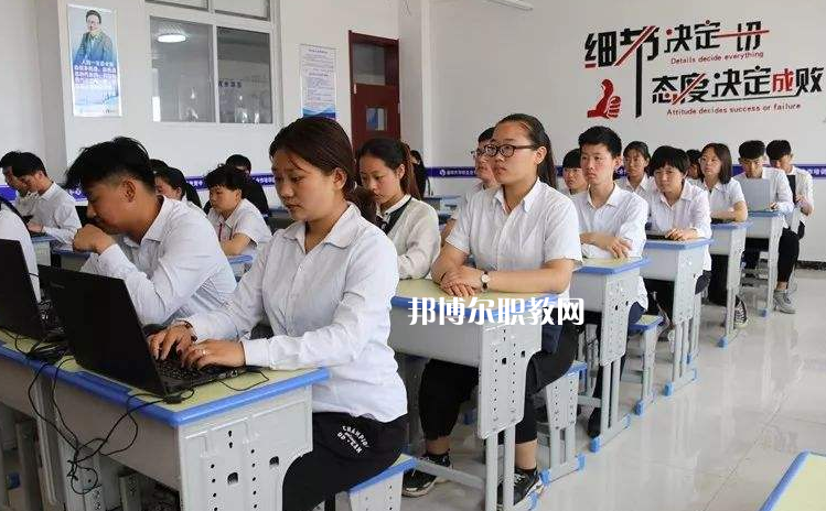 吳橋縣職業(yè)技術(shù)教育中心2022年報名條件、招生要求、招生對象
