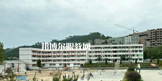 平昌筆山職業(yè)中學(xué)2022年報名條件、招生要求、招生對象