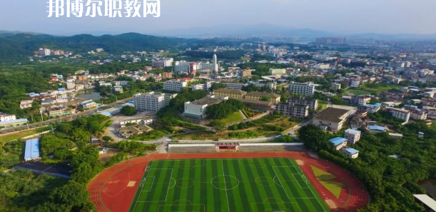 廣東省梅州市衛(wèi)生職業(yè)技術(shù)學(xué)校2022年報(bào)名條件、招生要求、招生對(duì)象