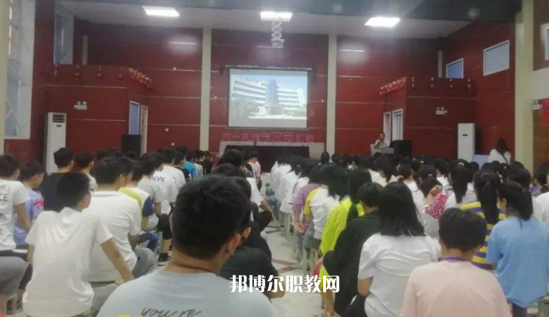 博野縣職業(yè)技術(shù)教育中心2022年報名條件、招生要求、招生對象