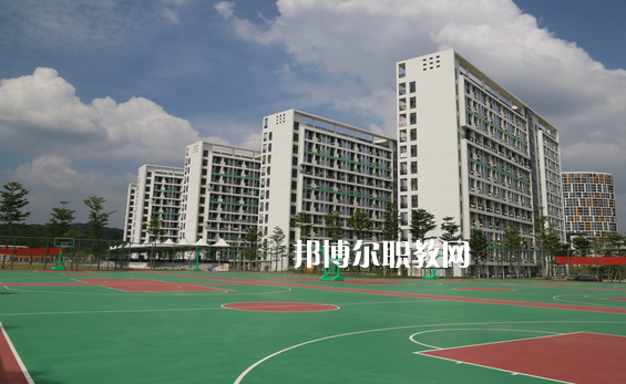 南寧衛(wèi)生學(xué)校2022年報(bào)名條件、招生要求、招生對象