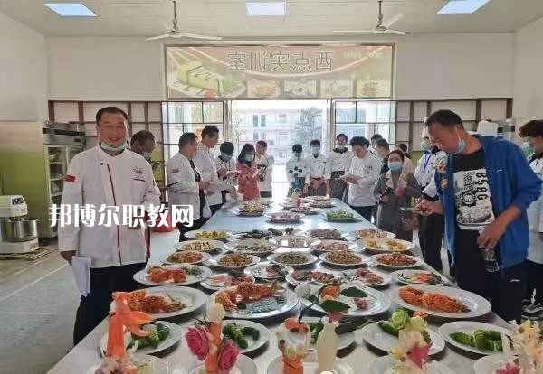 淮北市烈山區(qū)中等專業(yè)學(xué)校2022年報名條件、招生要求、招生對象
