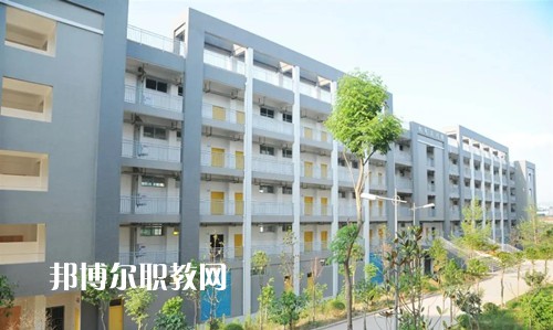 大竹縣職業(yè)中學(xué)2022年報(bào)名條件、招生要求、招生對象